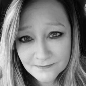 Meet your Posher, Jenni